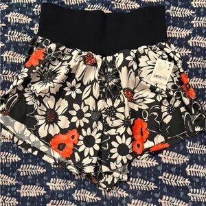 NWT FP Movement Carpe Diem Tuxedo Daisy Print Athletic Shorts